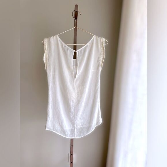 Maxinne Mode Skull Embellished Lace Tunic Top Blouse Size S - Picture 5 of 9